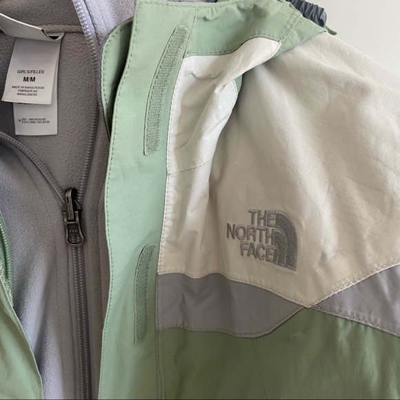 North Face Two Piece Wind Breaker - Picture 3 of 8